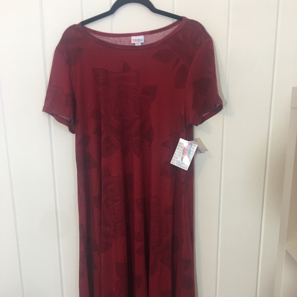 Lularoe Red Rose Carly